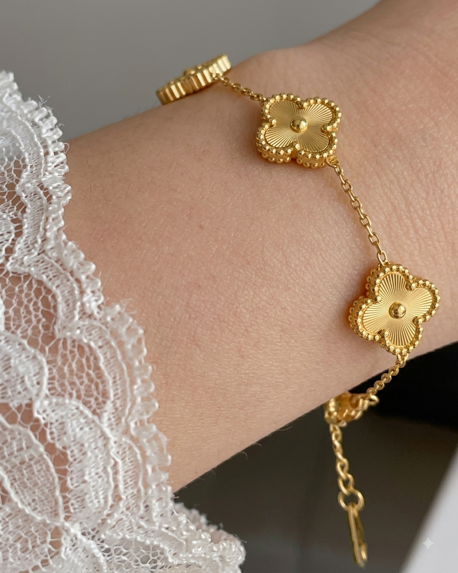 Golden Bloom Clover Bracelet