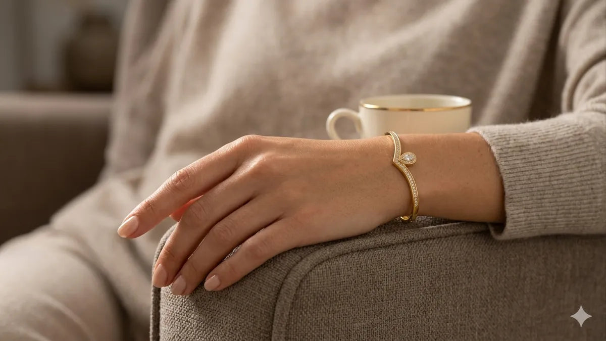 The Aura V-Crest Bangle