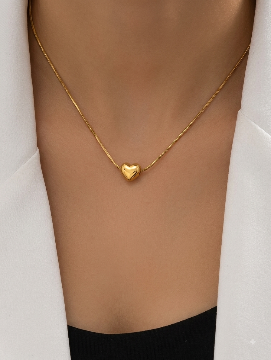 Inny HeartGlow Pendant Necklace