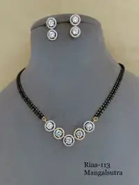 Gloria Solitaire Mangalsutra Set