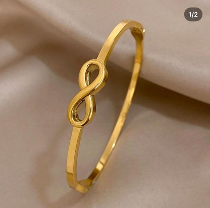 Inny Infinity Gleam Bracelet