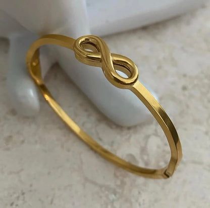 Inny Infinity Gleam Bracelet