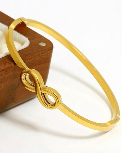 Inny Infinity Gleam Bracelet