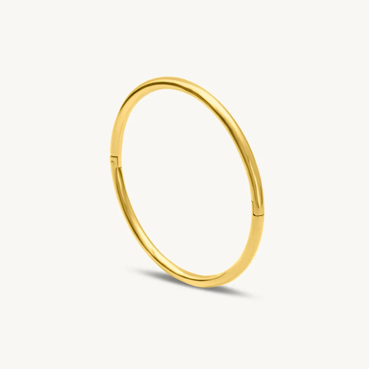 Inny Classic Sleek  Round Gold Bracelet