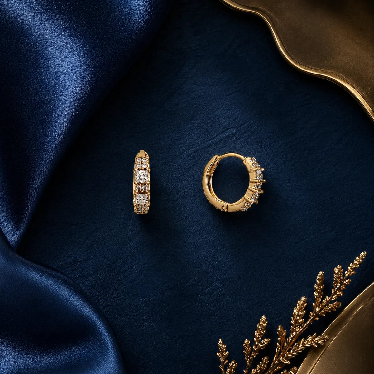 Inny Regal Radiance Crystal Hoops