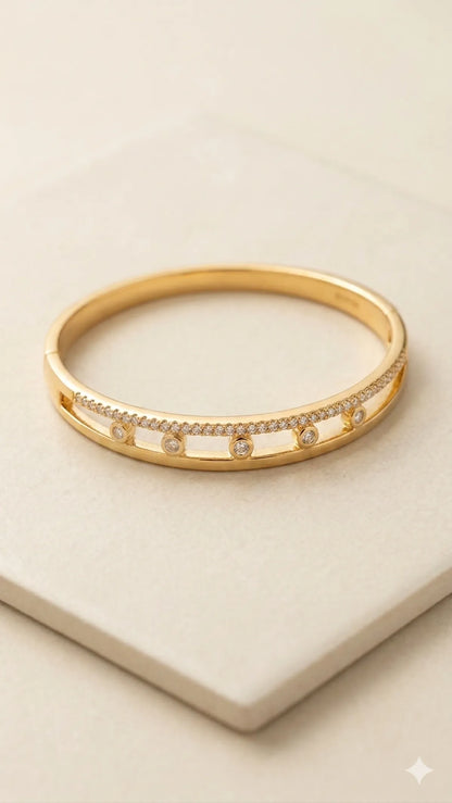 Luna Orbit Diamond Bangle