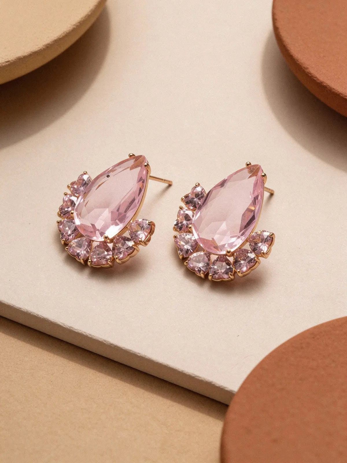 Rosé Pear Halo Earrings