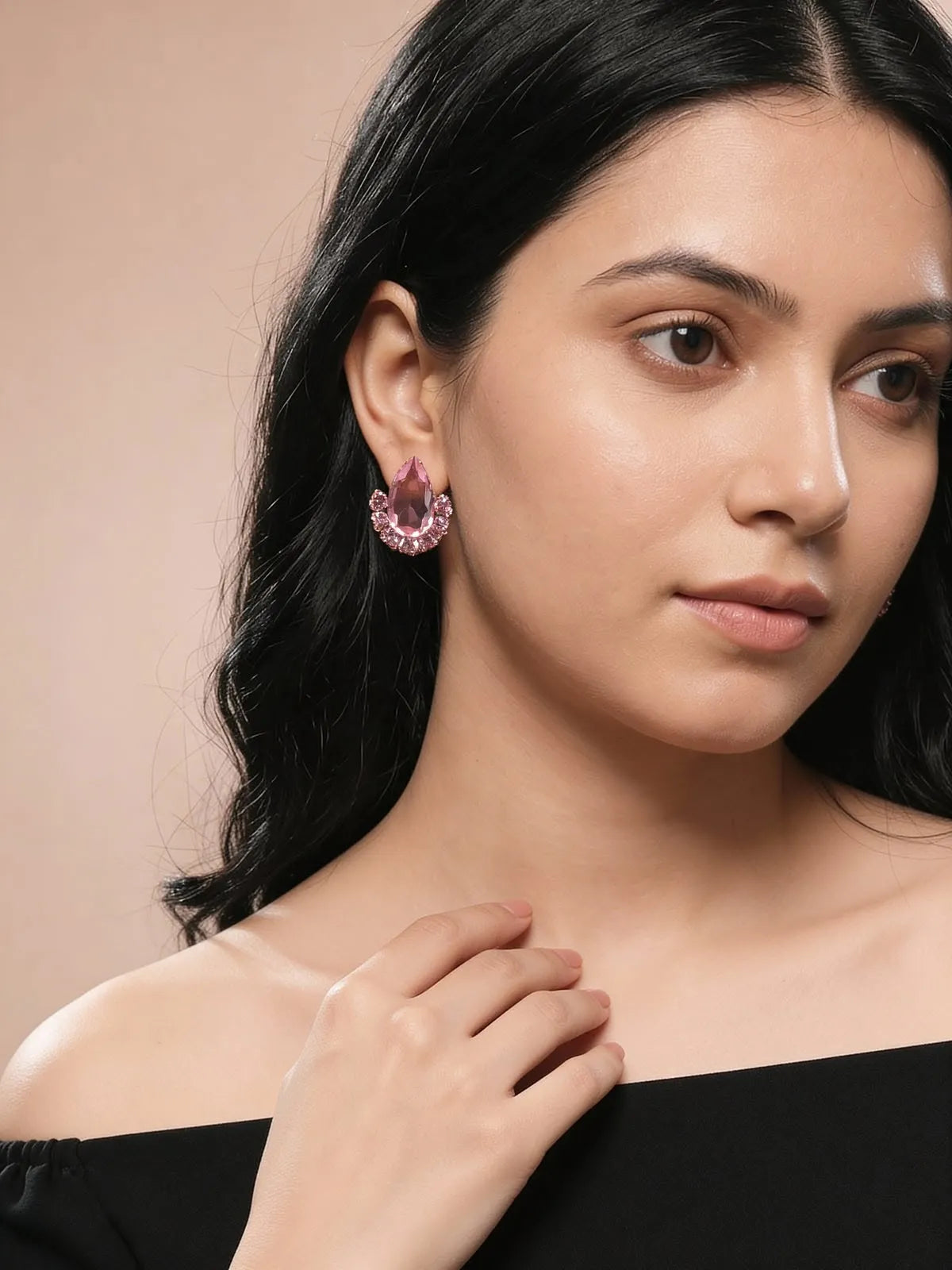 Rosé Pear Halo Earrings