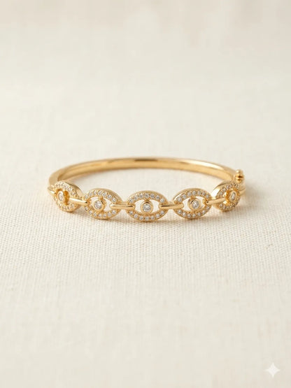 The Aura Link Bangle