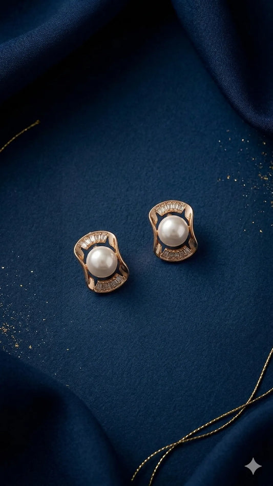 The Aurelia Pearl Wave Studs