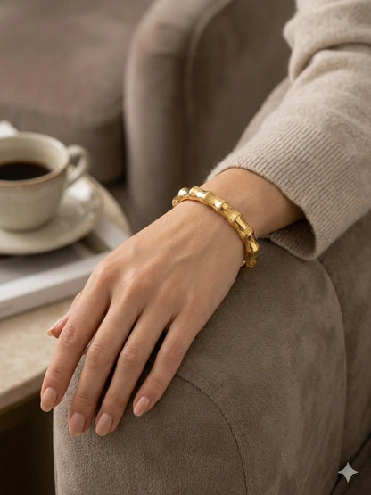 The Aurum Ridge Bangle